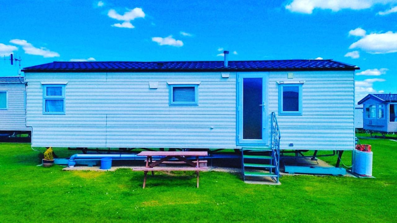 Delta Goodwood Caravan Селси Экстерьер фото